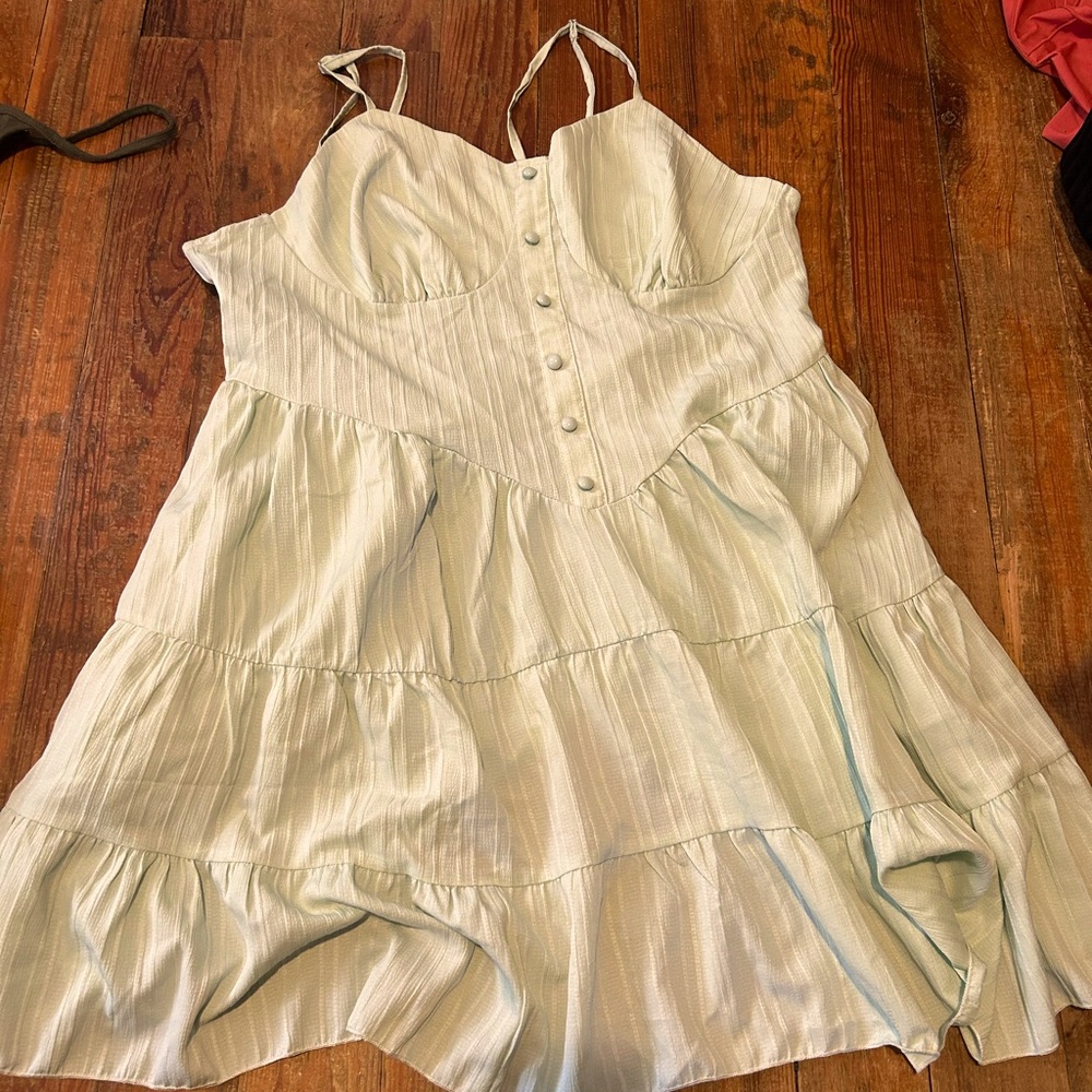 Waist cinching summer dress